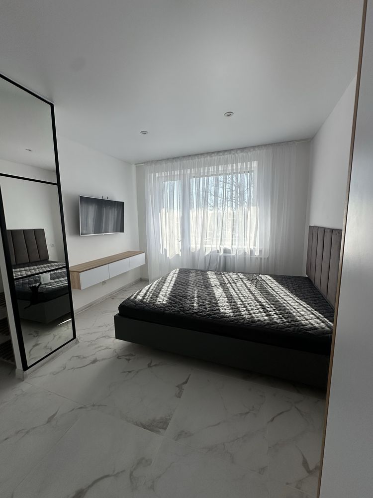 Перша Сдача! 1-кімнатна квартира, євроремонт, біля Дніпра та River Mal