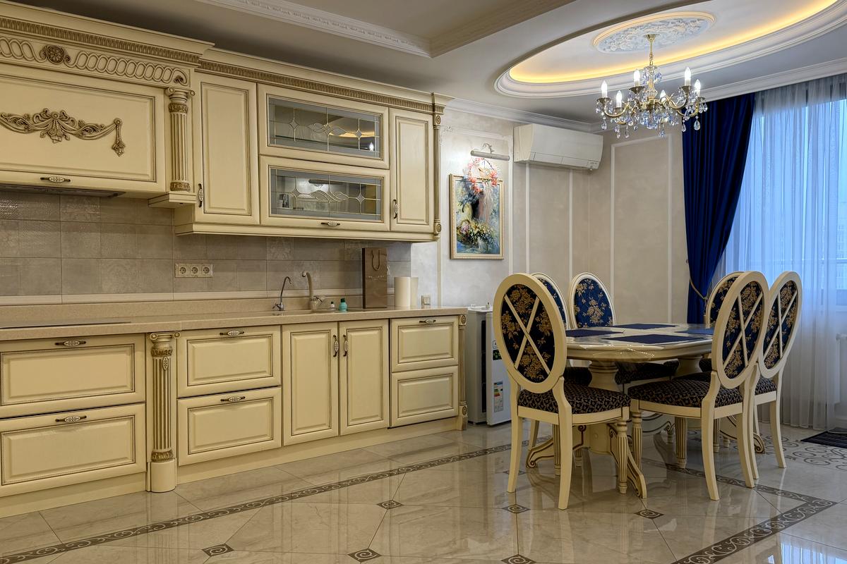 3-кімн. квартира, Голосіївський просп. (40-річчя Жовтня), 60, Київ