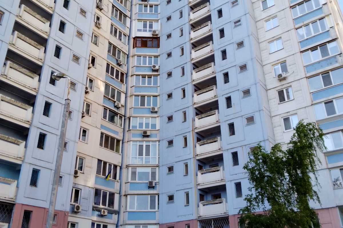 3-кімн. квартира, Драгоманова вул., 1-К, Київ