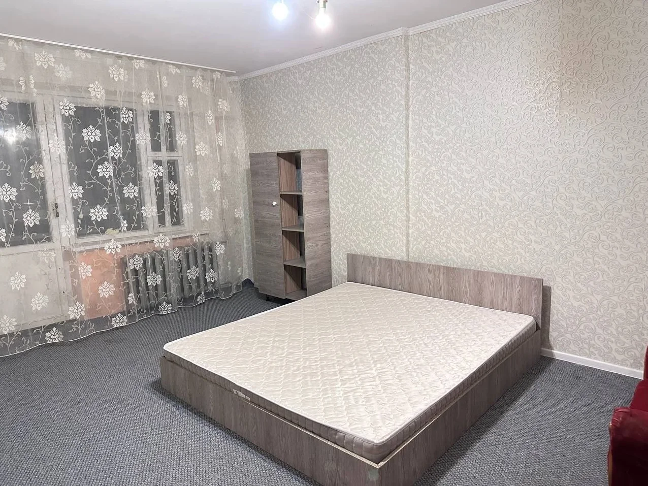Кімната в квартира без комісії, район Санта Барбара.