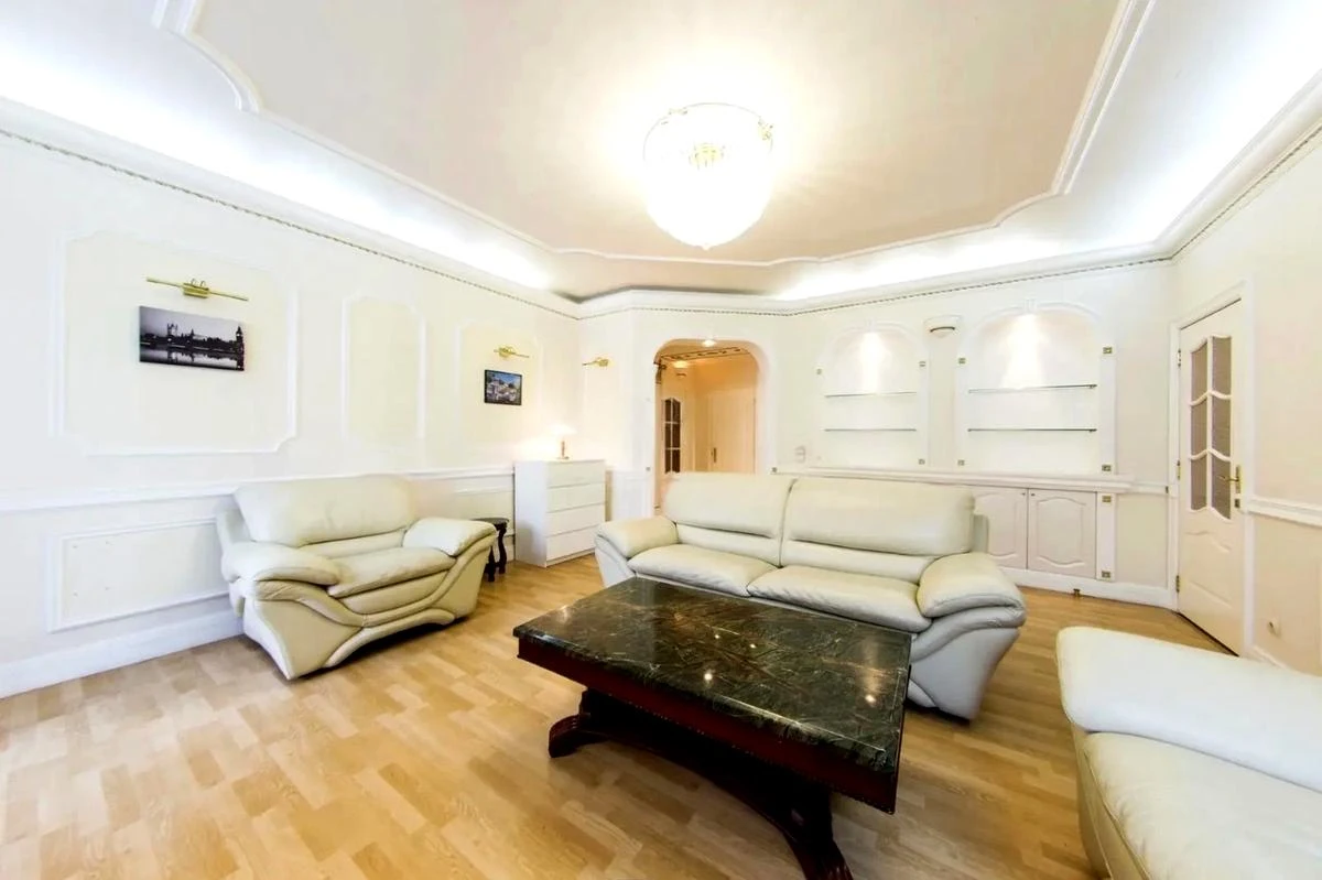 4-кімн. квартира, Богдана Хмельницького вул., 61, Київ - фото 1